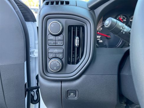 New 2026 Chevrolet Silverado 1500 W/T w/ Trailering Package image 18