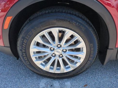Used 2024 Cadillac XT4 Luxury FWD image 10