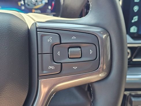 Used 2025 Chevrolet Silverado 2500 High Country w/ High Country Premium Package AWD/4WD image 28