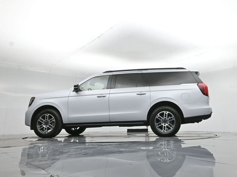 Used 2025 Ford Expedition Max Active image 57