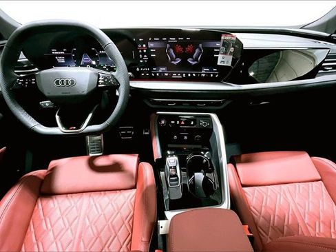 New 2025 Audi SQ5 Premium Plus image 5