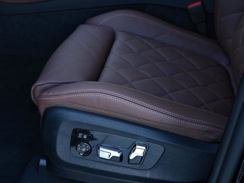 New 2026 BMW X5 xDrive40i w/ M Sport Package image 26