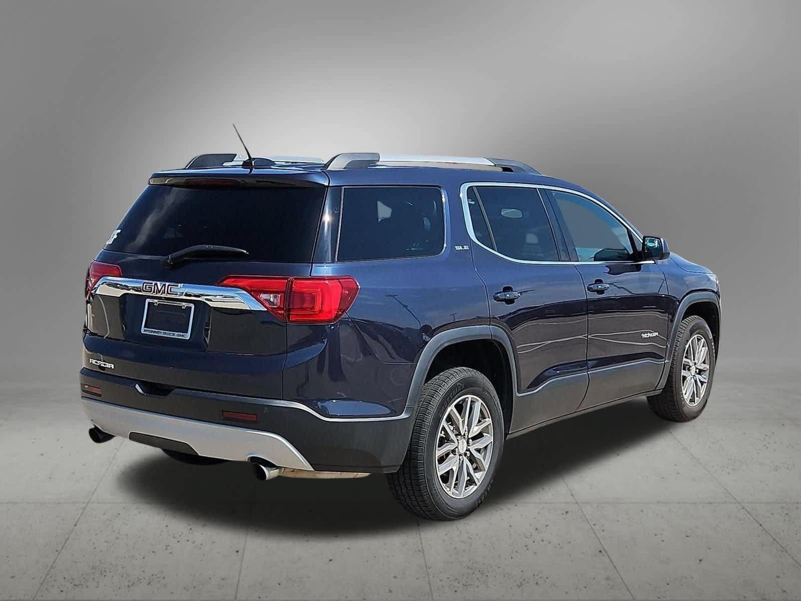 Used 2018 GMC Acadia SLE w/ Driver Alert Package I FWD image 6