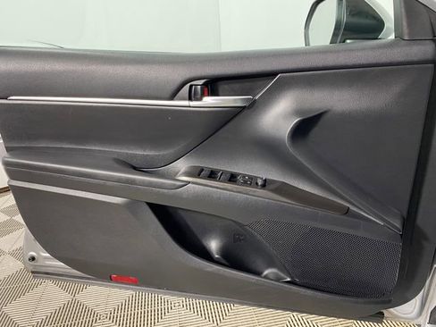 Used 2023 Toyota Camry SE w/ Cold Weather Package image 20