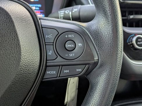 Certified 2022 Toyota Corolla LE image 26