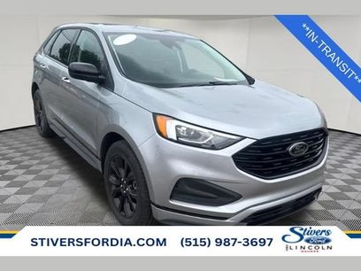 Used 2024 Ford Edge SE w/ Black Appearance Package