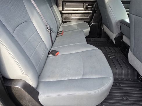 Used 2019 RAM 1500 Express w/ Express Value Package image 16