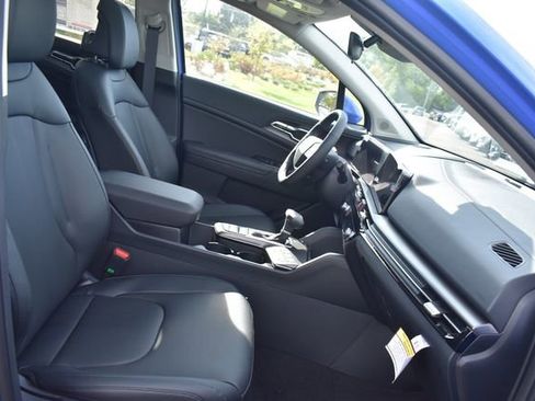 New 2026 Kia Sportage EX w/ EX Panorama Roof Package FWD image 13