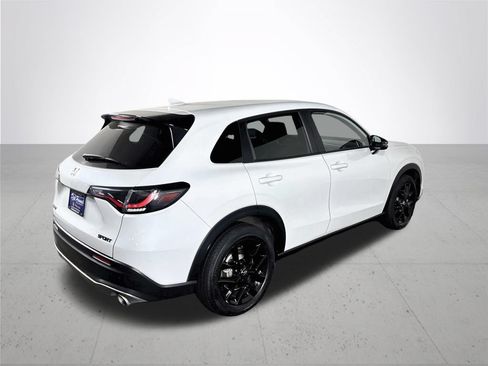 Used 2024 Honda HR-V Sport image 6