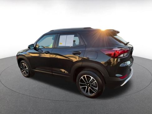 Used 2025 Chevrolet TrailBlazer LT image 10