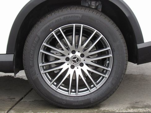 New 2026 Mercedes-Benz GLC 300 4MATIC image 36