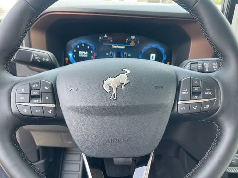 New 2025 Ford Bronco Sport Outer Banks image 11