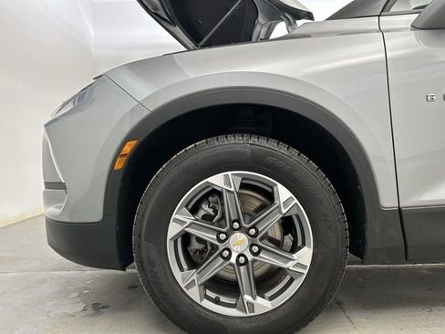 Used 2023 Chevrolet Blazer LT image 20