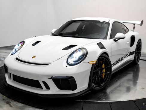 Used 2019 Porsche 911 GT3 RS RWD image 5