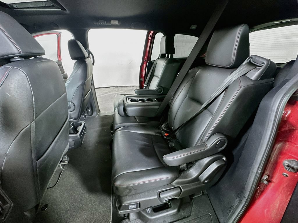 Used 2025 Honda Odyssey Sport-L image 17