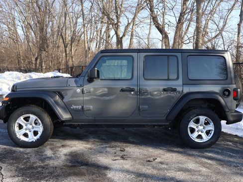 Used 2019 Jeep Wrangler Unlimited Sport S image 4