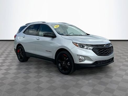 Used 2020 Chevrolet Equinox Premier w/ Premier Redline Edition FWD image 3