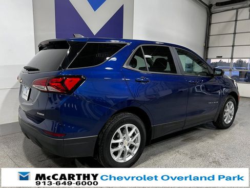 Used 2022 Chevrolet Equinox LS w/ LS Convenience Package image 7
