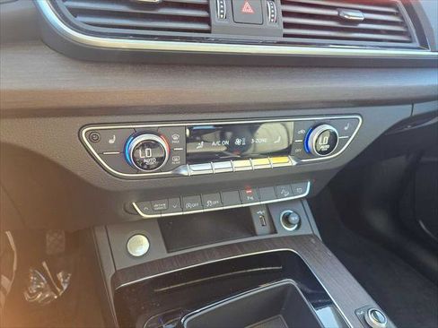 Used 2023 Audi Q5 2.0T Premium image 30