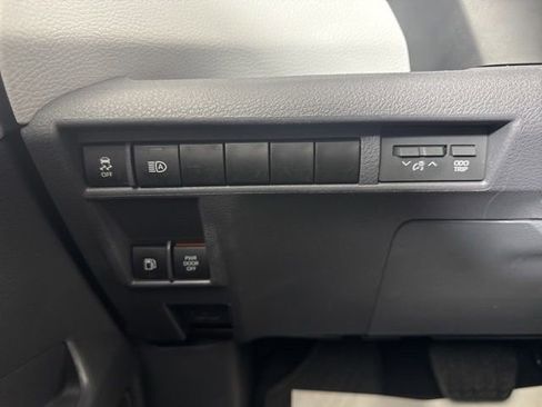Used 2024 Toyota Sienna XSE AWD/4WD image 20