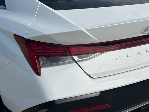 Certified 2025 Hyundai Elantra SEL image 13