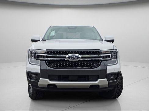 New 2026 Ford Ranger Lariat image 3