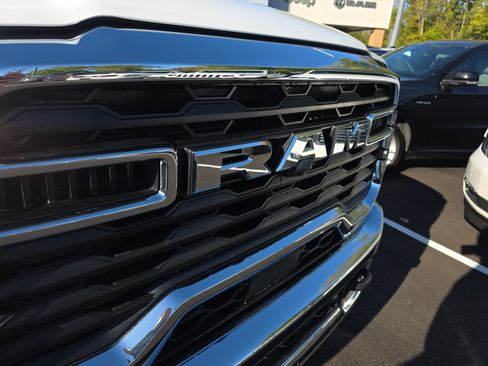 New 2026 RAM 3500 Tradesman image 27