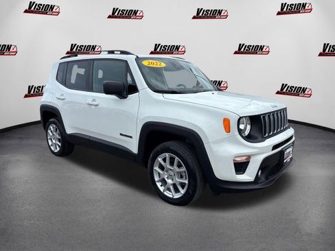 Used 2022 Jeep Renegade Latitude image 3
