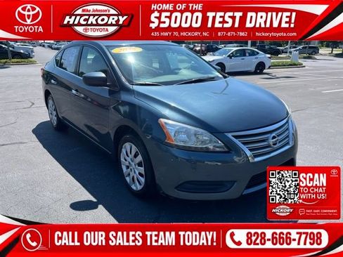 Used 2015 Nissan Sentra SV FWD image 1