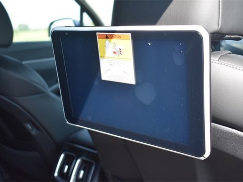 New 2025 Kia Sorento S image 14