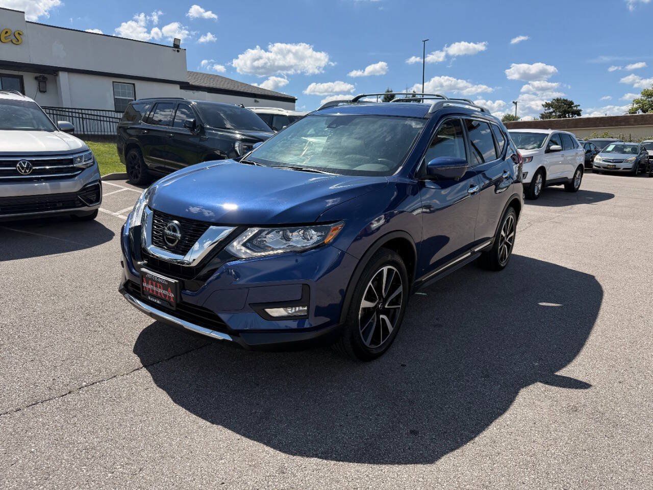 Used 2019 Nissan Rogue SL w/ Premium Package AWD/4WD image 2