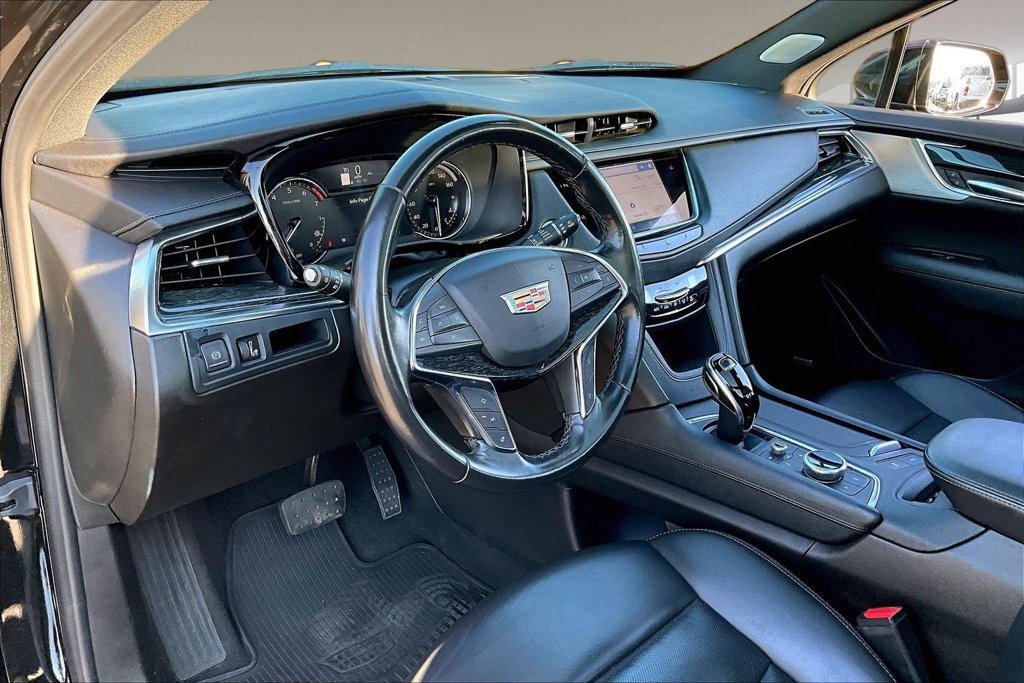 Used 2023 Cadillac XT5 Premium Luxury AWD/4WD image 13