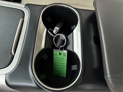 Used 2019 Lincoln Nautilus Premier AWD/4WD image 26