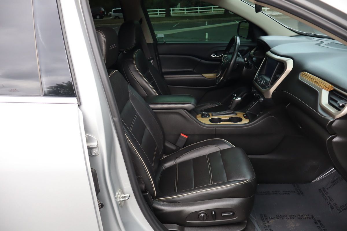 Used 2017 GMC Acadia Denali AWD/4WD image 24