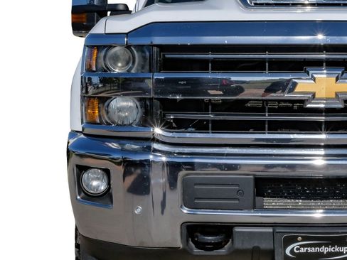 Used 2018 Chevrolet Silverado 2500 LTZ w/ Duramax Plus Package image 50