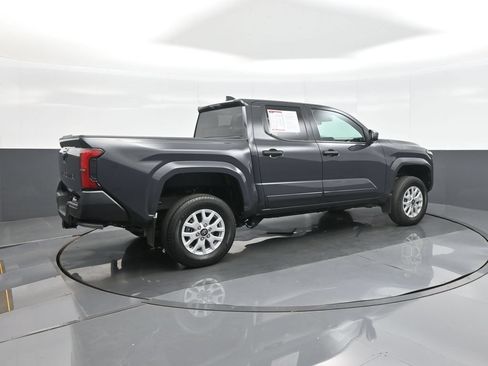 Certified 2024 Toyota Tacoma SR w/ SR Upgrade Package AWD/4WD image 7