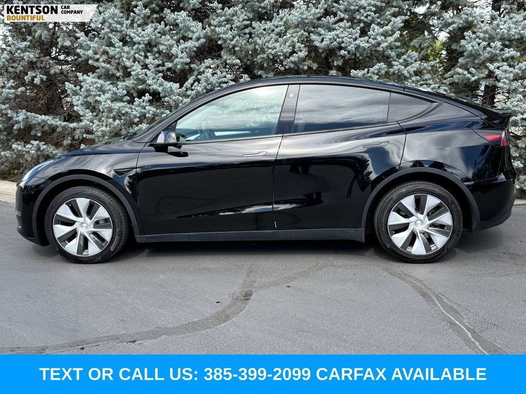 Used 2023 Tesla Model Y Long Range AWD/4WD image 4