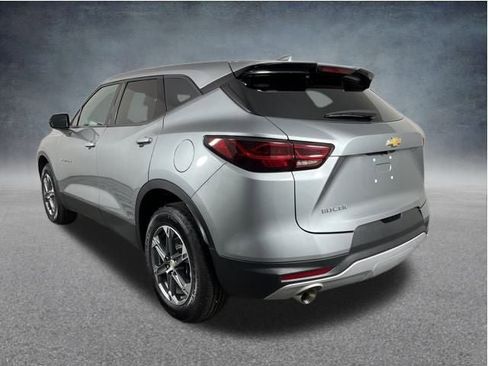 Used 2024 Chevrolet Blazer LT image 6