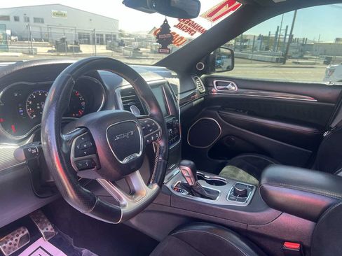 Used 2017 Jeep Grand Cherokee SRT AWD/4WD image 11