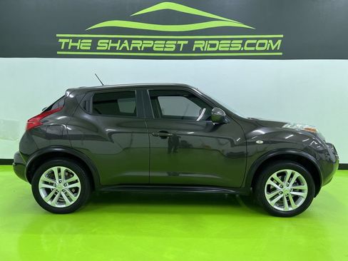 Used 2013 Nissan Juke SV AWD/4WD image 11