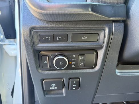 Used 2022 Ford F150 Platinum w/ Equipment Group 701A High image 9