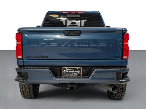 Used 2025 Chevrolet Silverado 2500 LTZ w/ LTZ Plus Package AWD/4WD image 8