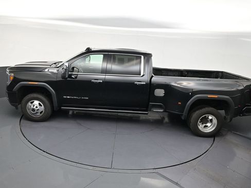 Used 2021 GMC Sierra 3500 Denali w/ Denali Ultimate Package AWD/4WD image 14