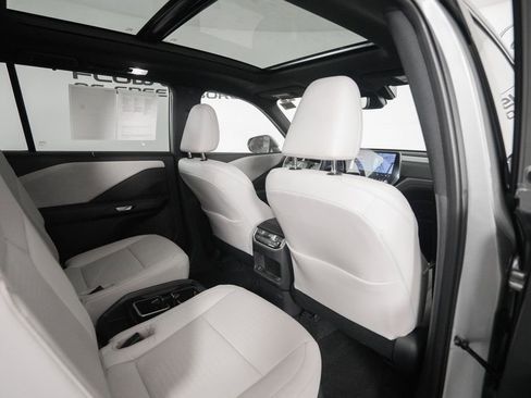 Certified 2025 Lexus TX 350 AWD w/ Technology Package image 18