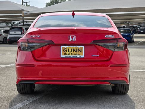 Used 2025 Honda Civic Sport Touring image 5