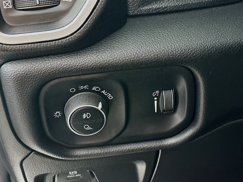 Certified 2023 RAM 1500 Big Horn AWD/4WD image 18