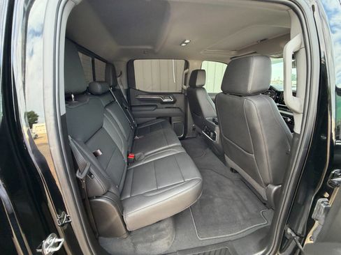 Used 2025 GMC Sierra 1500 SLT w/ SLT Premium Plus Package AWD/4WD image 37
