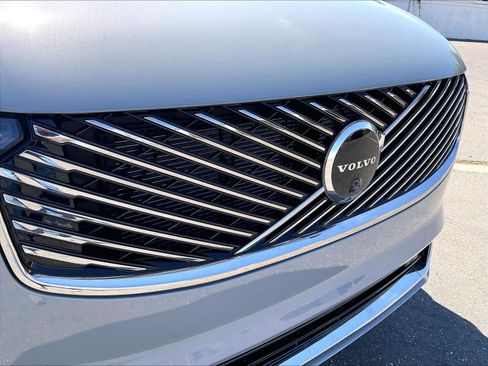New 2026 Volvo XC90 B6 Plus w/ Protection Package Premier AWD/4WD image 34
