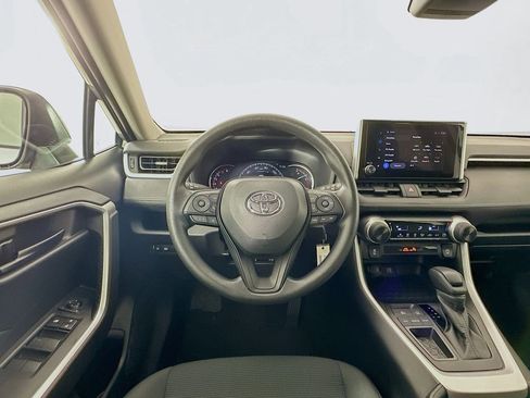 Used 2025 Toyota RAV4 LE image 21