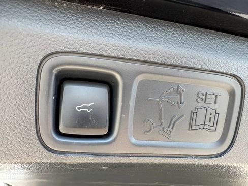 Used 2022 Lincoln Navigator Reserve w/ Equipment Group 201A image 15